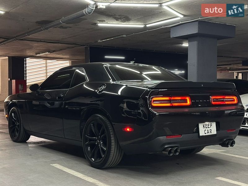 Купе Dodge Challenger 2017 в Одесі