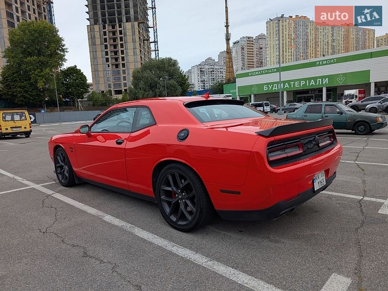 Купе Dodge Challenger 2023 в Киеве