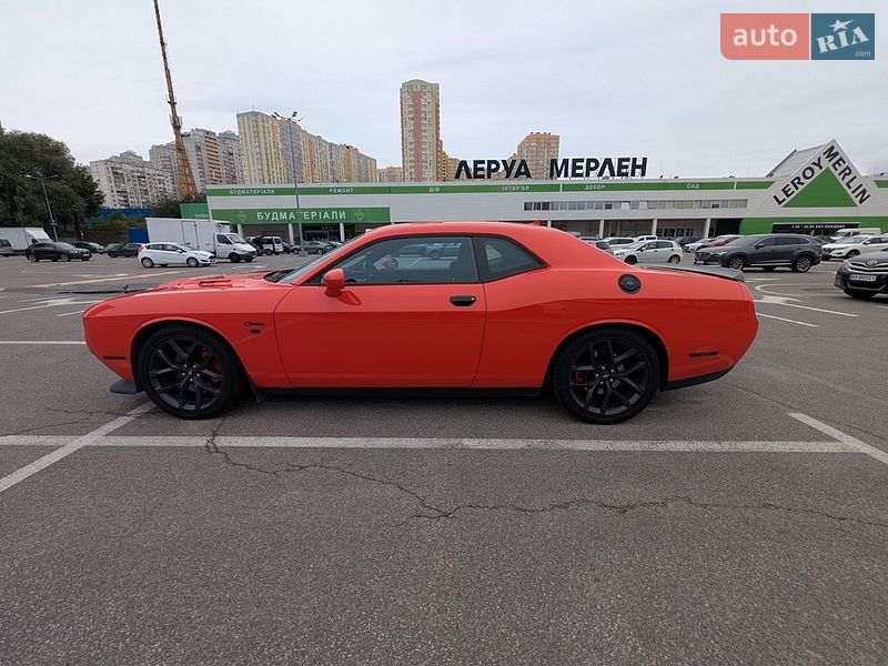 Купе Dodge Challenger 2023 в Киеве