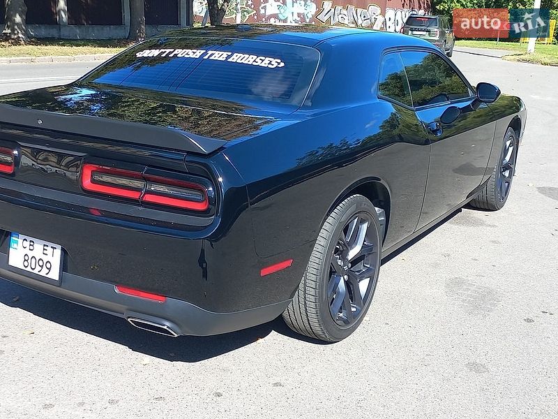 Купе Dodge Challenger 2022 в Чернигове