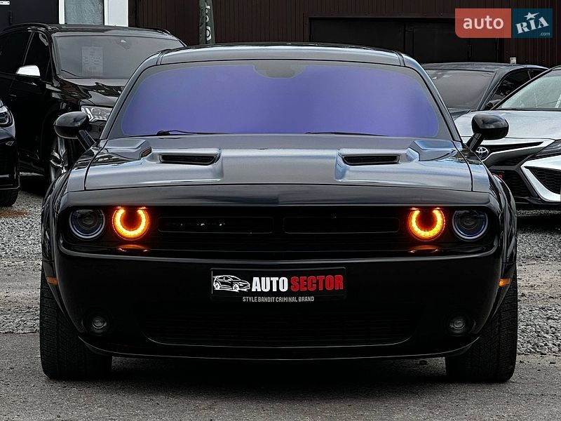 Купе Dodge Challenger 2016 в Харкові