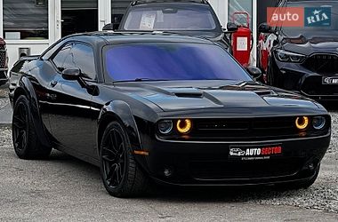 Купе Dodge Challenger 2016 в Харкові