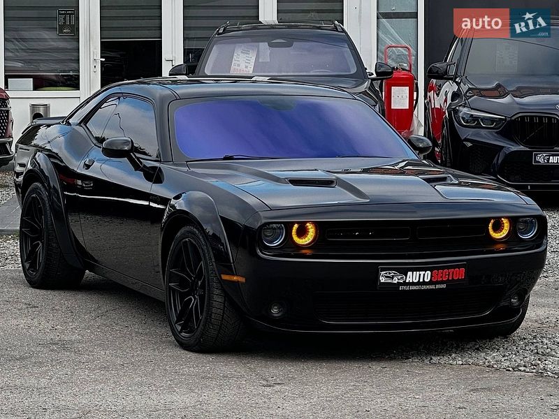 Купе Dodge Challenger 2016 в Харкові
