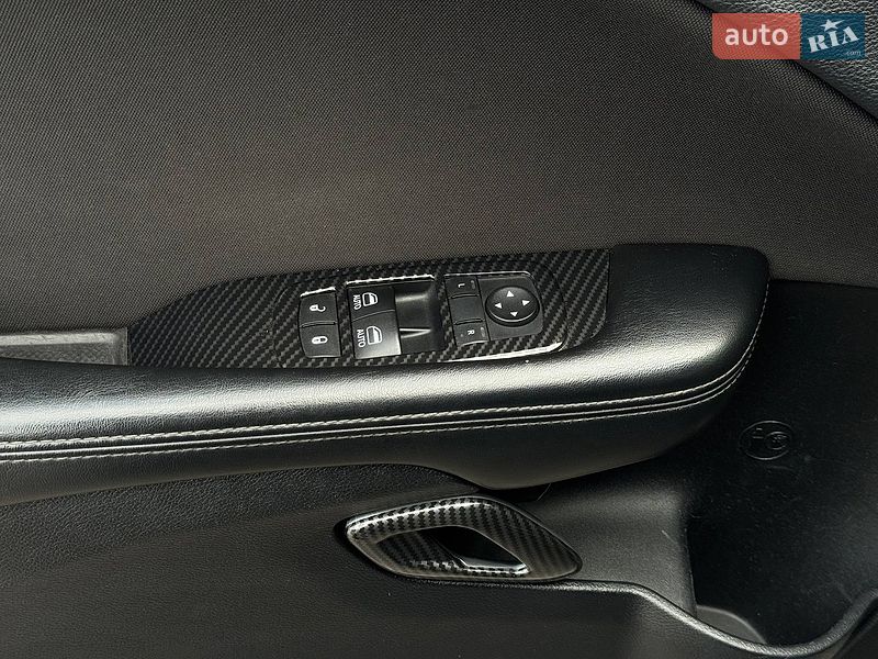 Купе Dodge Challenger 2016 в Харкові