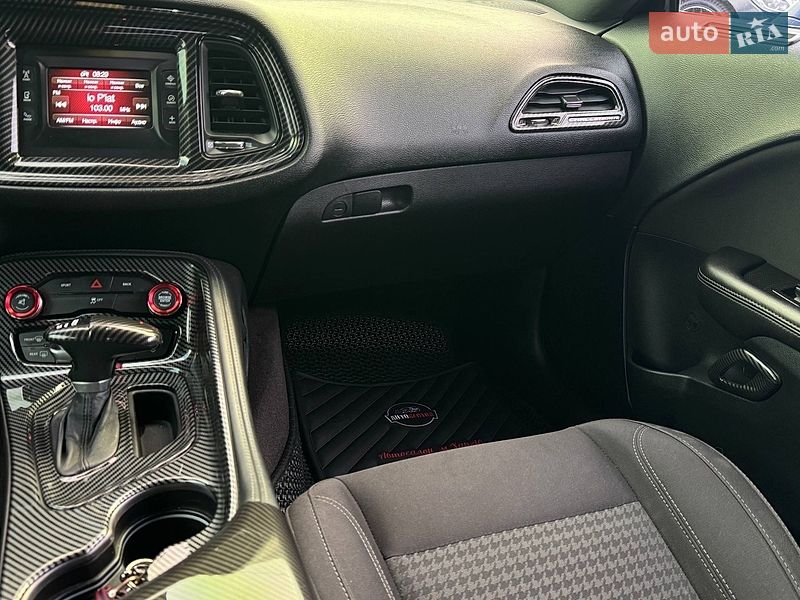 Купе Dodge Challenger 2016 в Харкові