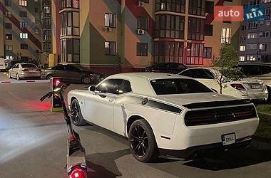 Купе Dodge Challenger 2015 в Виннице