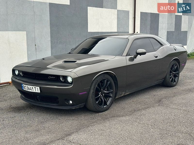 Купе Dodge Challenger 2016 в Вінниці