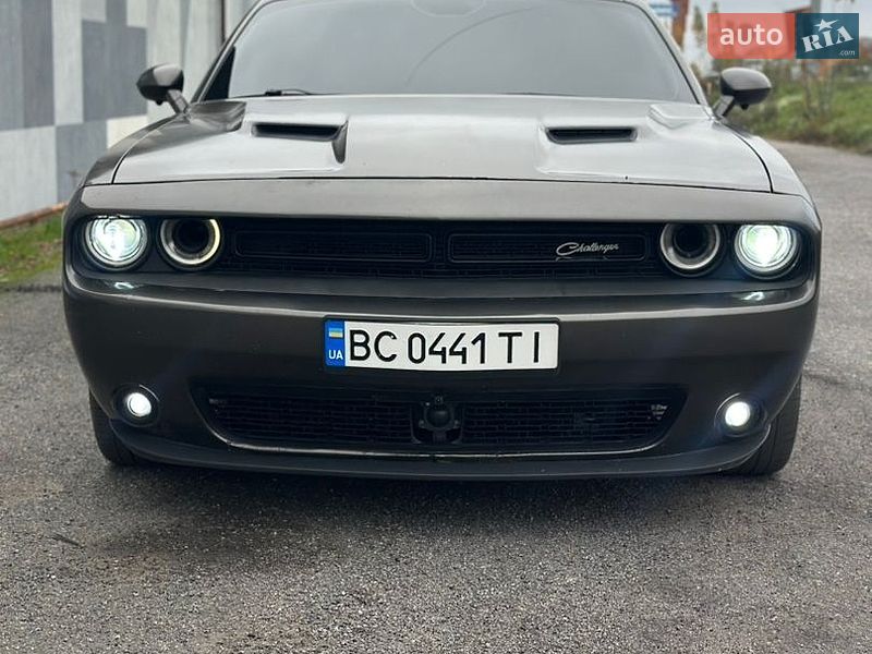 Купе Dodge Challenger 2016 в Вінниці