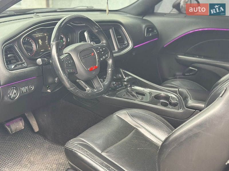 Купе Dodge Challenger 2016 в Вінниці