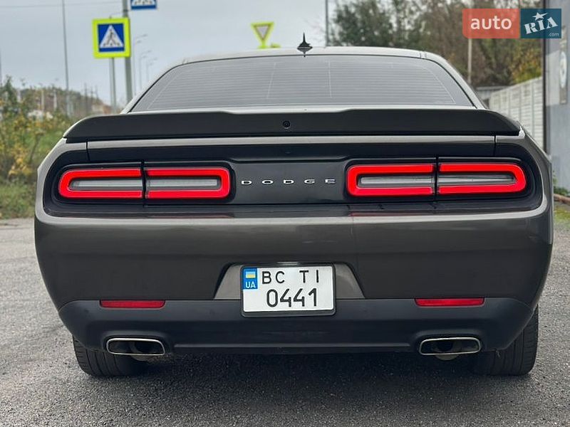 Купе Dodge Challenger 2016 в Вінниці