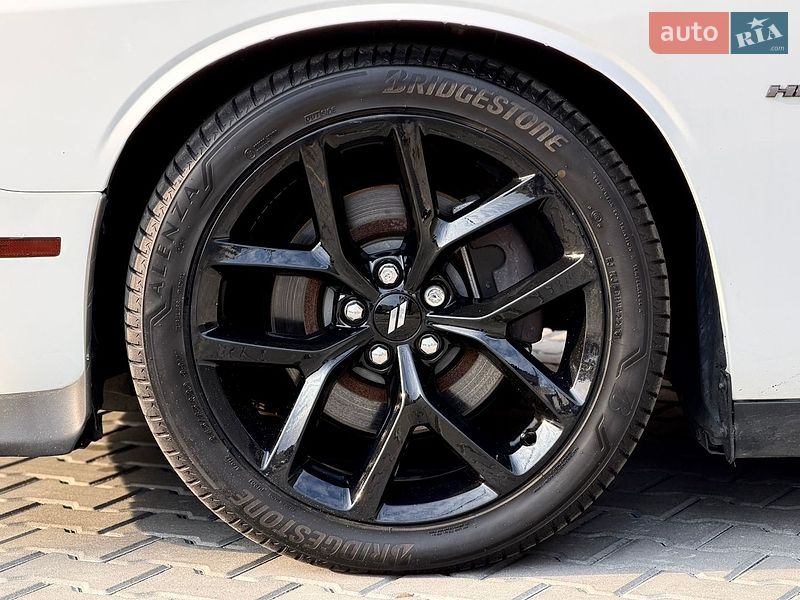 Купе Dodge Challenger 2019 в Києві