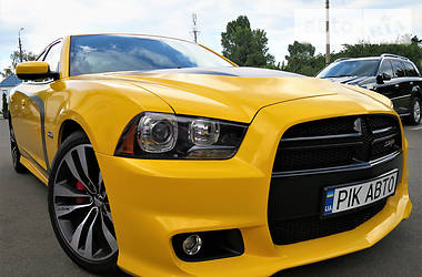 Седан Dodge Charger 2012 в 