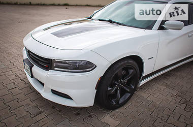 Седан Dodge Charger 2016 в Львове