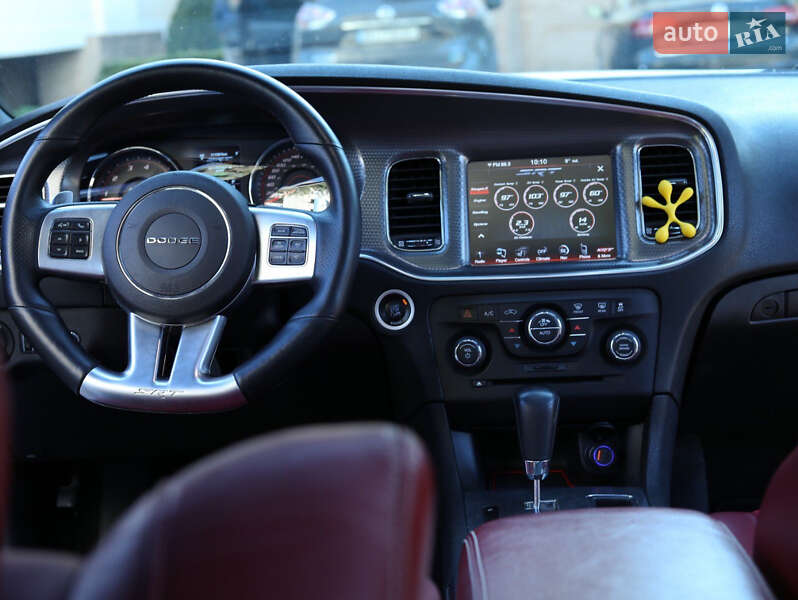 Седан Dodge Charger 2013 в Одесі