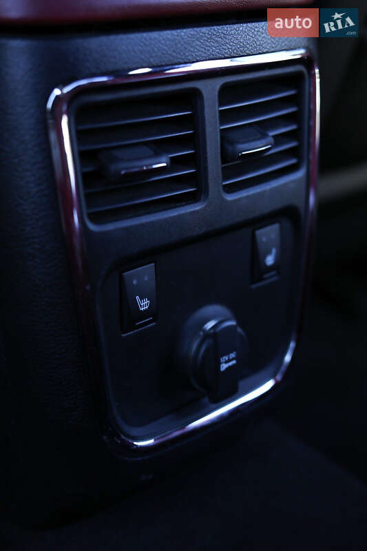 Седан Dodge Charger 2013 в Одесі