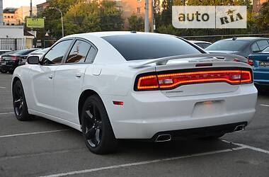 Седан Dodge Charger 2014 в Днепре