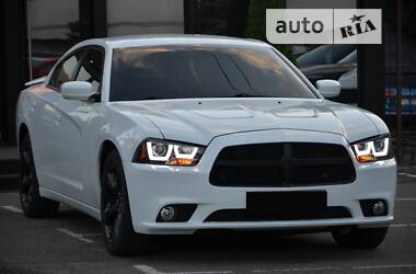 Седан Dodge Charger 2014 в Днепре