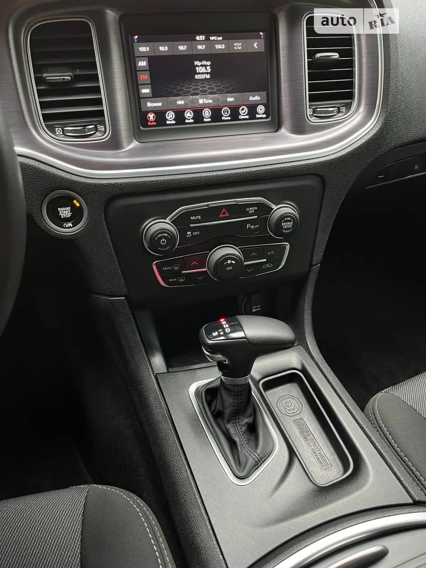 2018 Dodge Charger - мініатюра 17