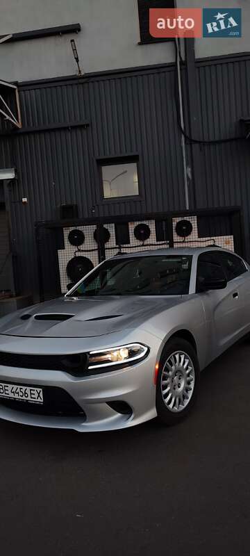 Седан Dodge Charger 2019 в Николаеве