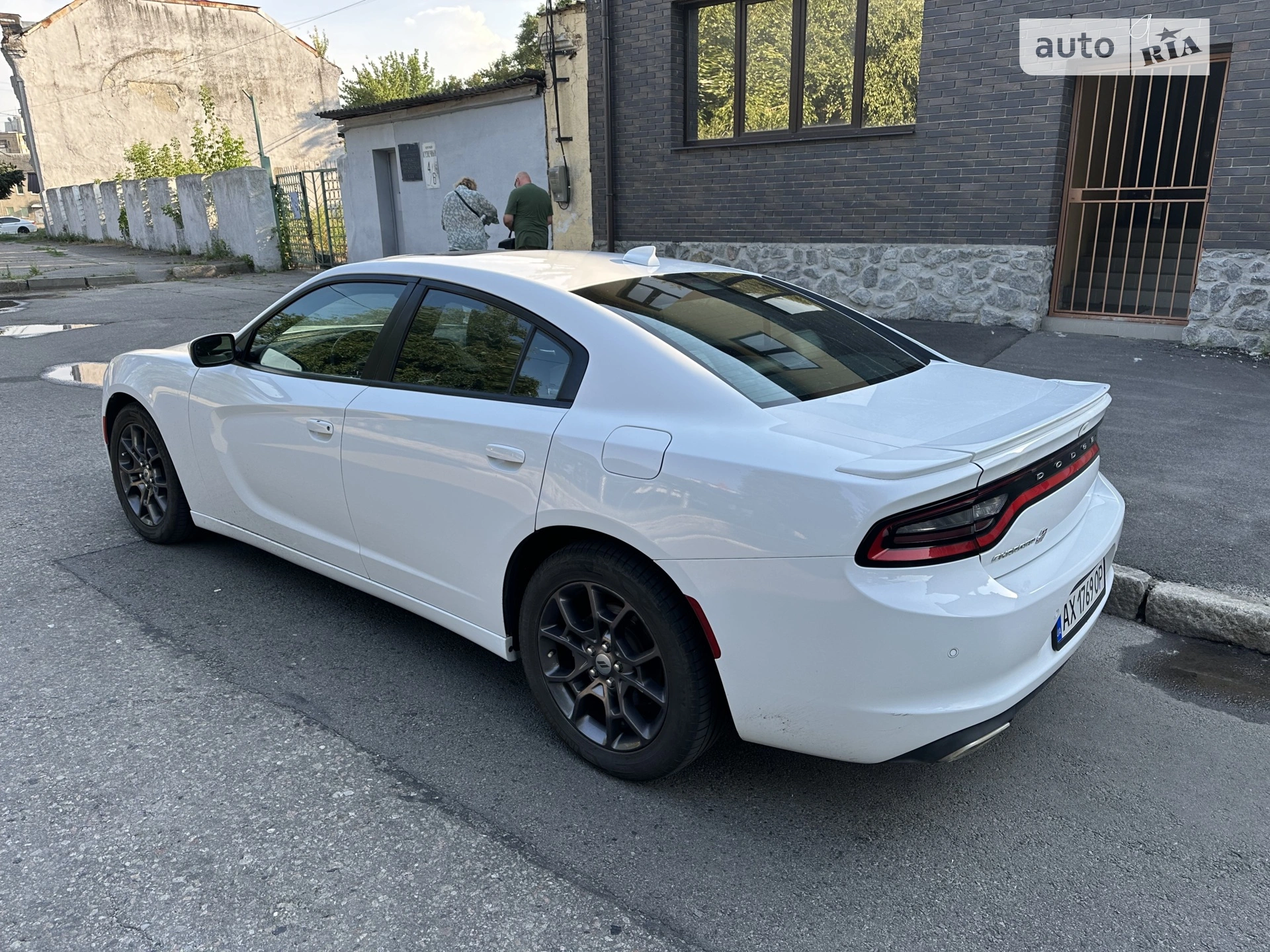 2017 Dodge Charger - мініатюра 32