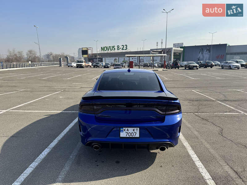 Седан Dodge Charger 2019 в Киеве