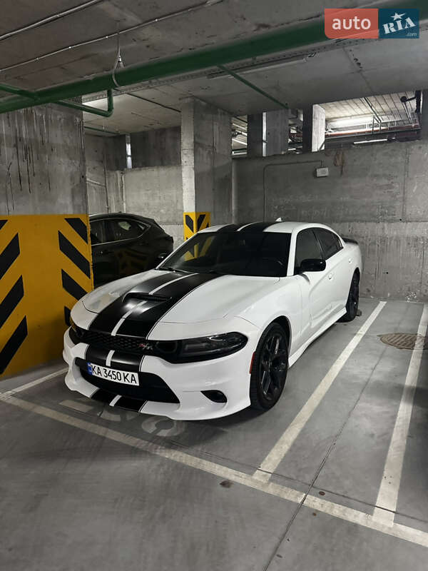 Седан Dodge Charger 2020 в Киеве