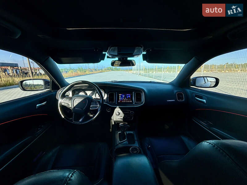 Седан Dodge Charger 2020 в Львове