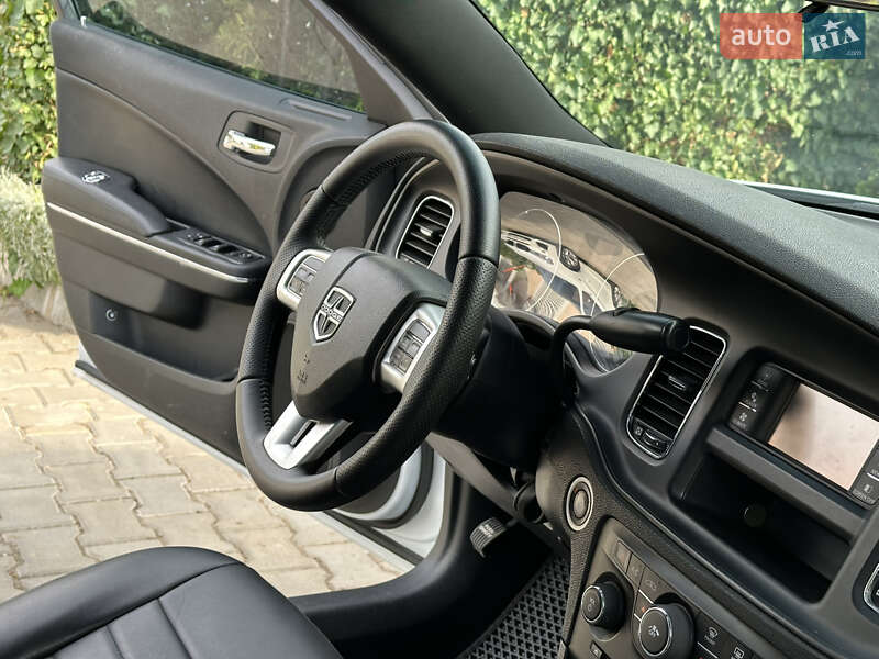 Седан Dodge Charger 2013 в Одесі