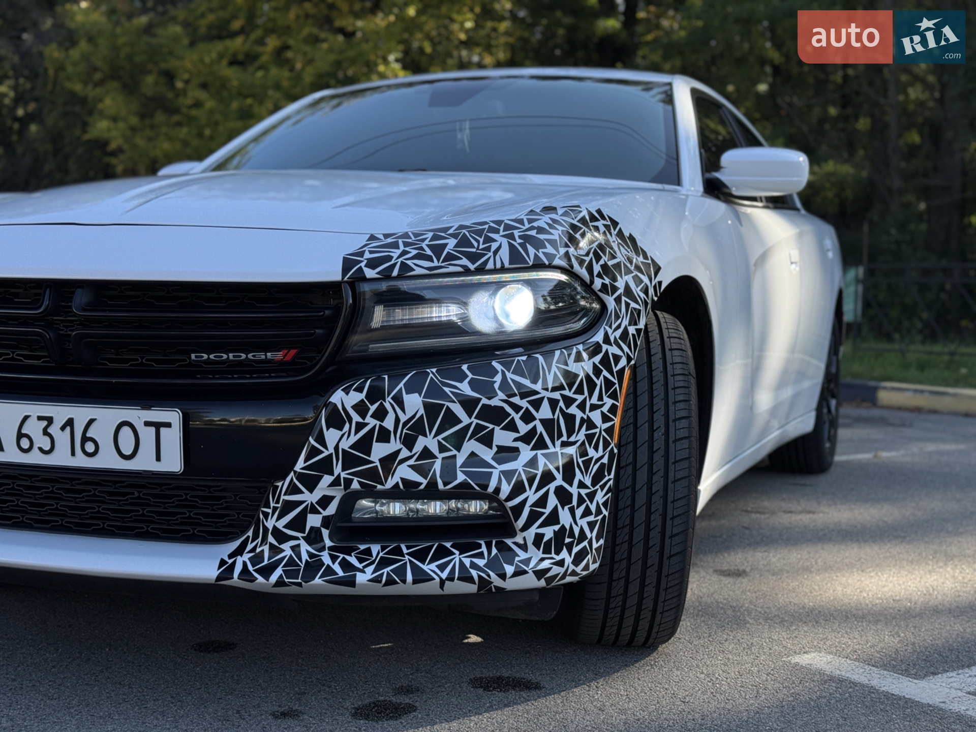 2016 Dodge Charger - мініатюра 29