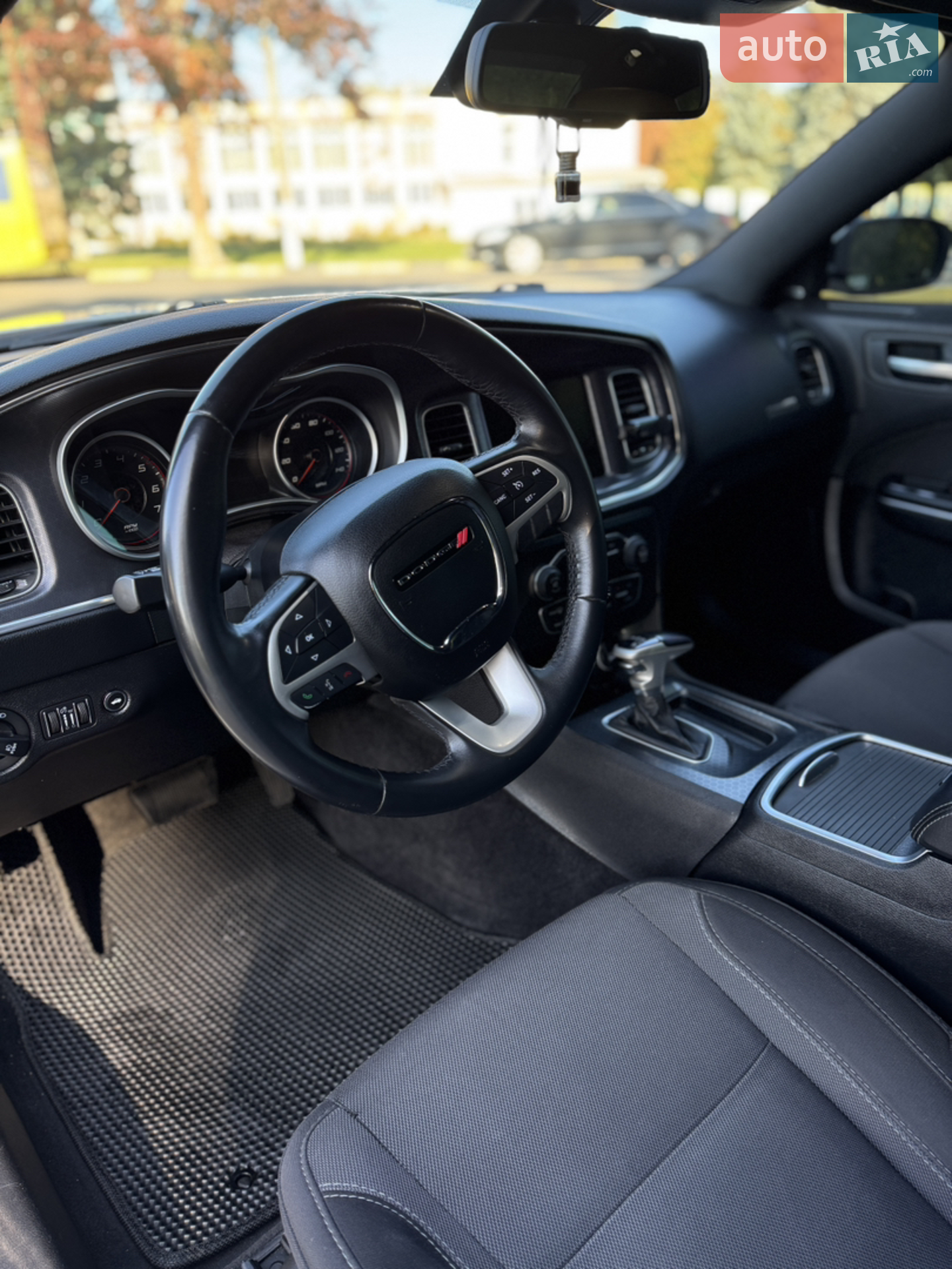 2016 Dodge Charger - мініатюра 43