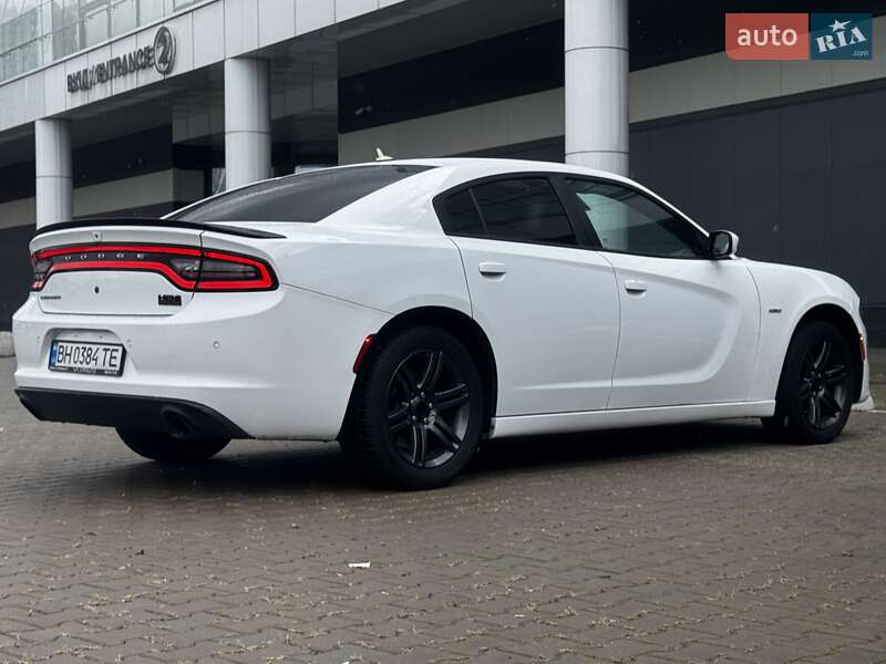 Седан Dodge Charger 2016 в Києві
