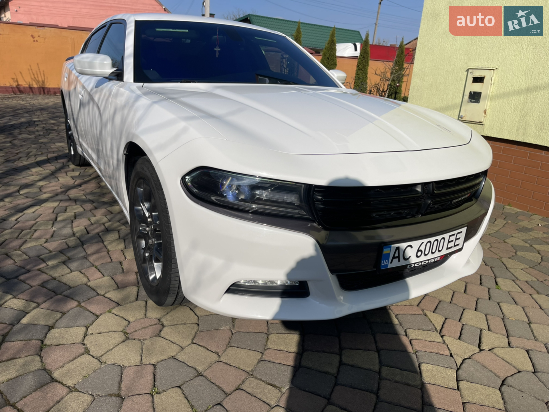 2016 Dodge Charger - мініатюра 3