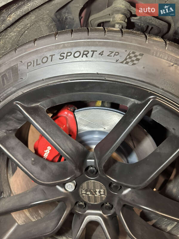 Седан Dodge Charger 2016 в Киеве