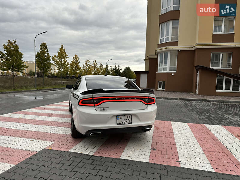 Седан Dodge Charger 2015 в Киеве