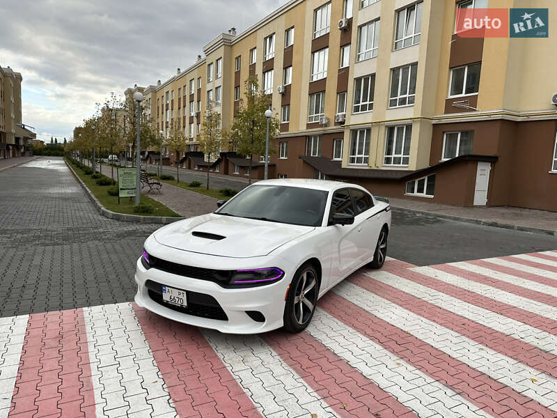 Седан Dodge Charger 2015 в Киеве