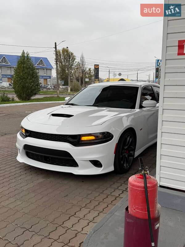 Седан Dodge Charger 2021 в Николаеве