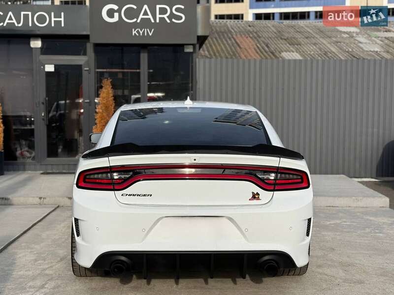 Седан Dodge Charger 2018 в Киеве