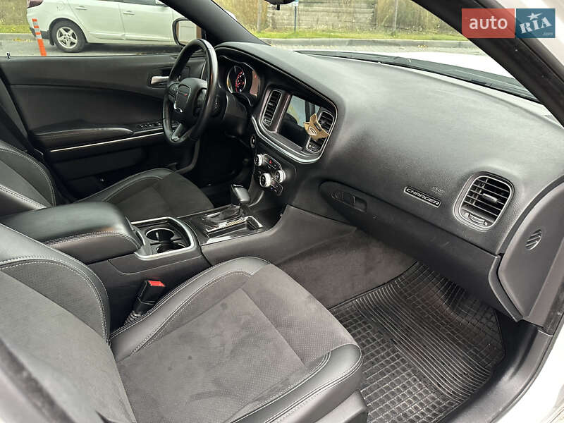 Седан Dodge Charger 2015 в Киеве