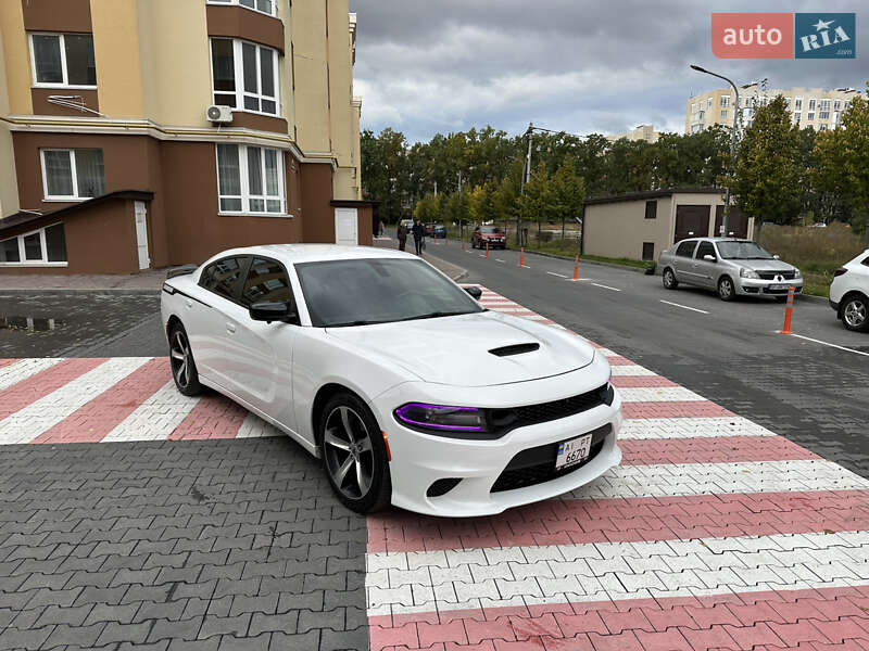 Седан Dodge Charger 2015 в Києві фото 16 Седан Dodge Charger 2015 в Києві