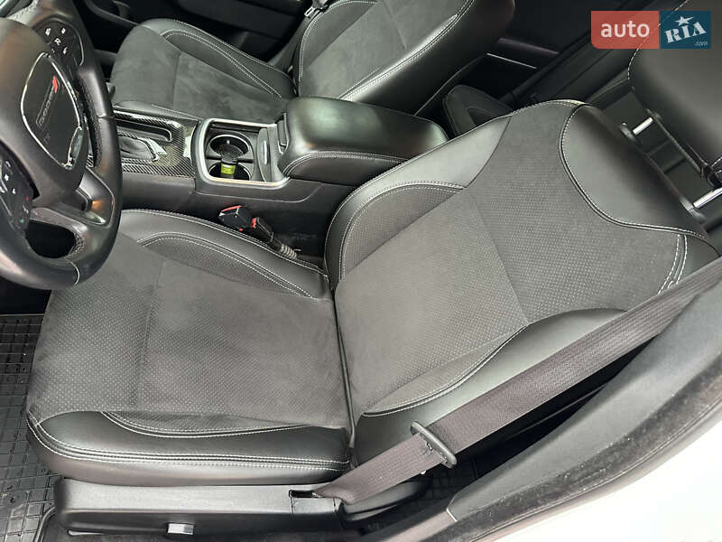 Седан Dodge Charger 2015 в Києві фото 26 Седан Dodge Charger 2015 в Києві