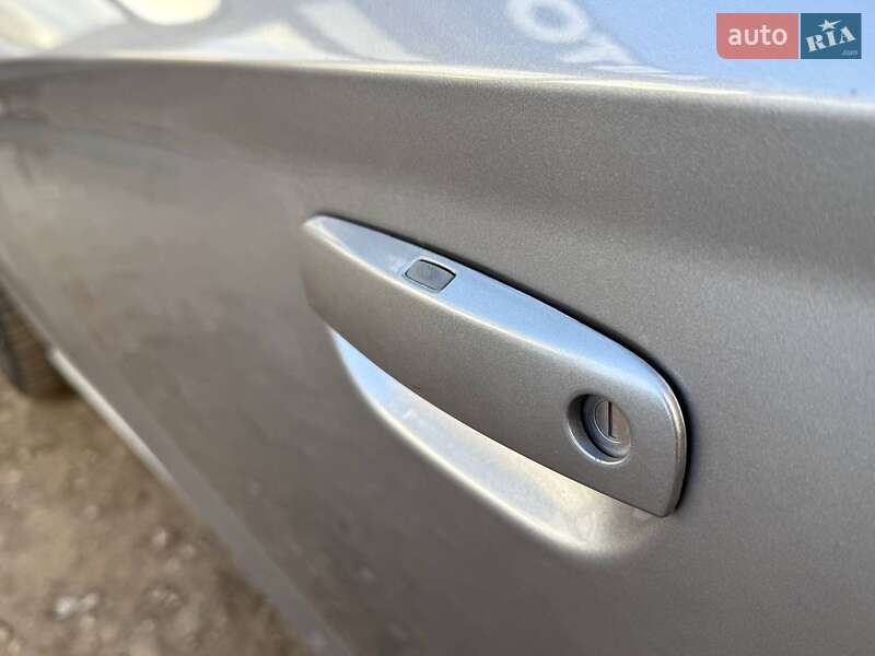 Седан Dodge Charger 2016 в Киеве