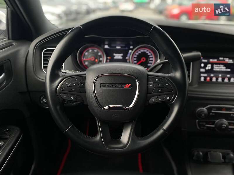 Седан Dodge Charger 2019 в Киеве