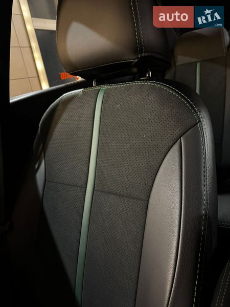 Седан Dodge Charger 2018 в Киеве