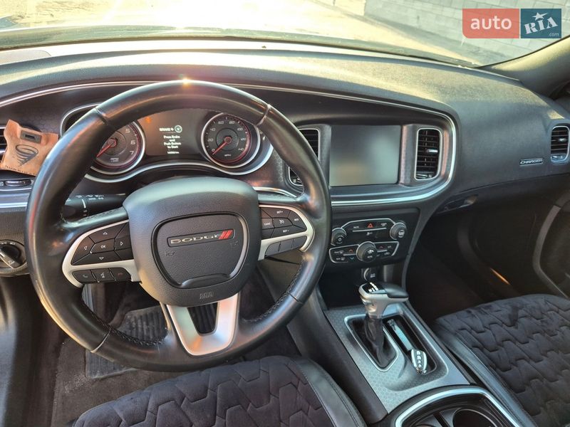 Седан Dodge Charger 2017 в Кременчуге