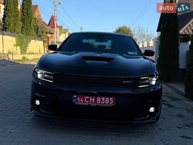 Седан Dodge Charger 2021 в Черновцах