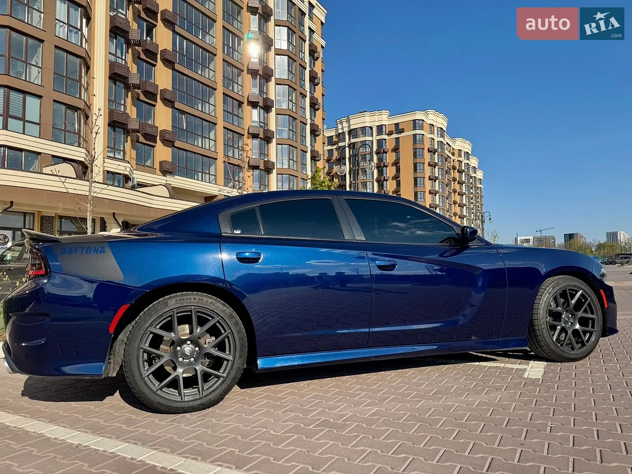 2017 Dodge Charger - мініатюра 20