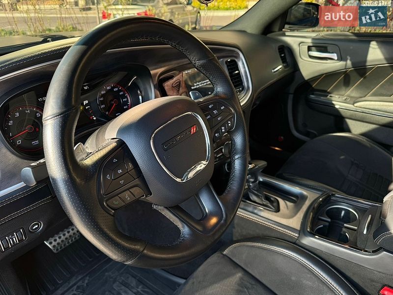Седан Dodge Charger 2017 в Киеве