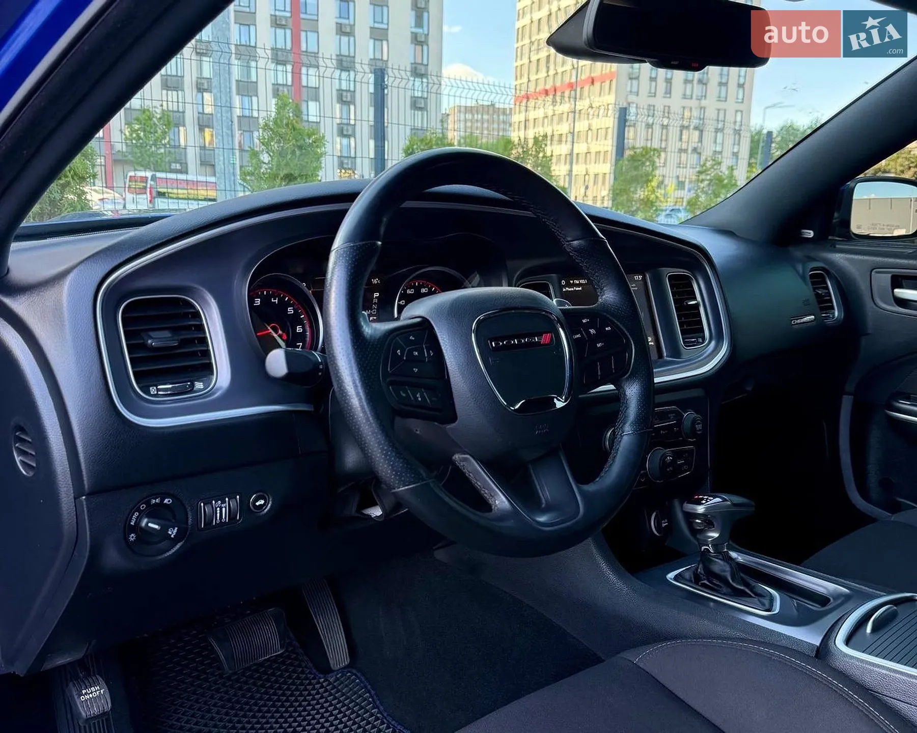 2020 Dodge Charger - мініатюра 25