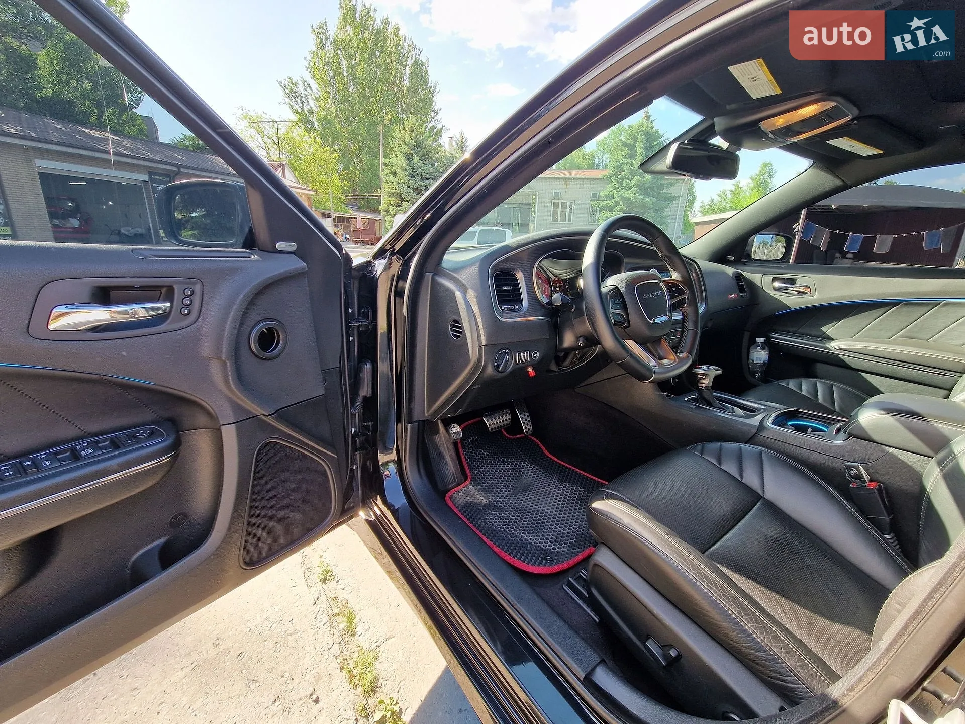 2017 Dodge Charger - мініатюра 34
