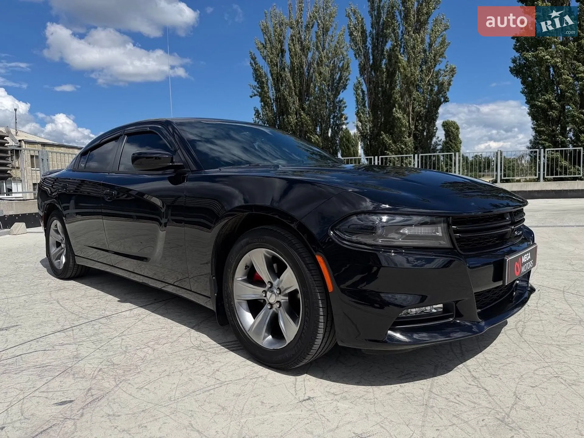 2016 Dodge Charger - мініатюра 2